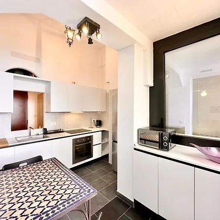 Hostdomus - Mare ピエトラ・リーグレ